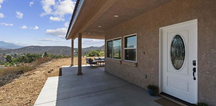 23627 Calistoga Place, Ramona