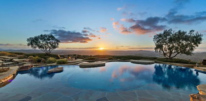 15707 Blue Crystal Trl, Poway
