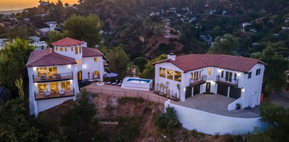 8300 Grand View Drive, Los Angeles