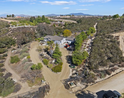 39460 Calle Escalona, Temecula