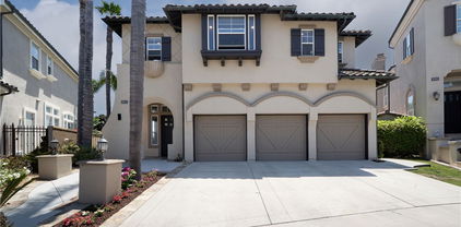 5712 Ocean Vista Drive, Huntington Beach