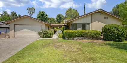 5448 Bothwell Road, Tarzana