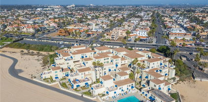 711 Pacific Coast Unit 313, Huntington Beach