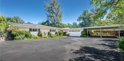 16303 Meadowridge Road, Encino