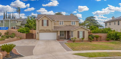 325 Deodar Street, Redlands