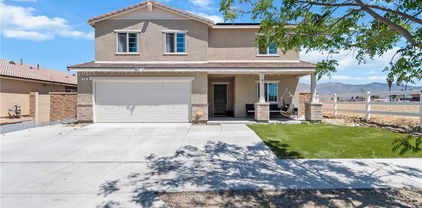 210 W Fruitvale Avenue, Hemet