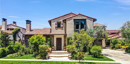 25 Village Way, Irvine