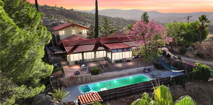 42245 Oak Canyon Road, Hemet