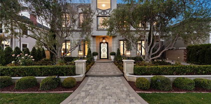 530 Kings Road, Newport Beach