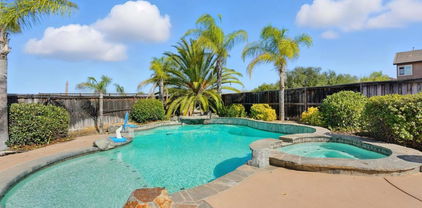 38200 Camarada Ln, Murrieta