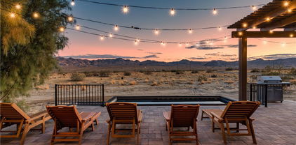 5725 Sunfair Road, Joshua Tree
