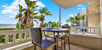 4015 Crown Point Dr Unit 102, Pacific Beach/Mission Beach