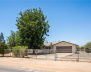 10004 Oakwood Avenue, Hesperia image