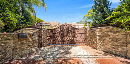 14933 Sutton Street, Sherman Oaks