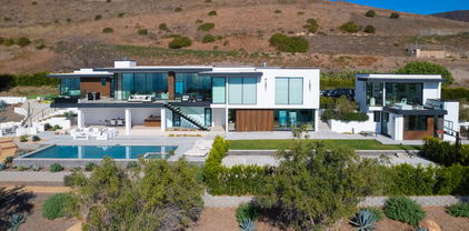 29623 Cuthbert Road, Malibu