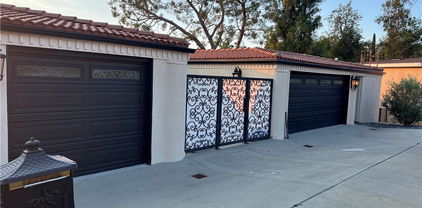 21765 Ybarra Road, Woodland Hills