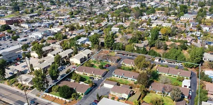 302-338 E Fallbrook St, Fallbrook
