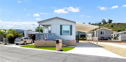 44725 State Hwy 74 Unit 80, Hemet