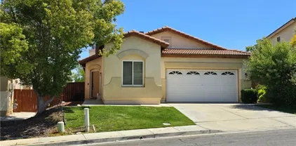 41342 Pine Tree Cir, Temecula