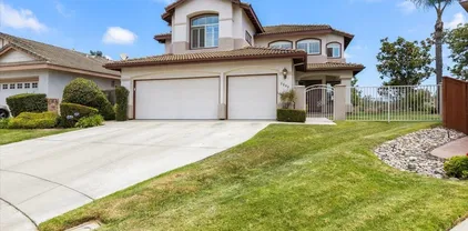 2090 Grand View Gln, Escondido