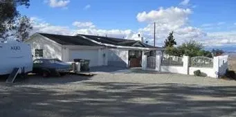 22781 Seabright, Nuevo