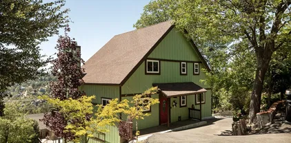 1141 Grass Valley Rd, Lake Arrowhead