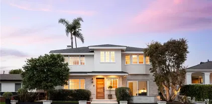 425 Tustin Ave, Newport Beach