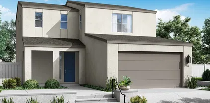 649 Meadowood St Unit 319, Fallbrook