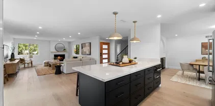 7645 Calle Madero, Carlsbad