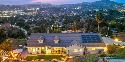 9420 Crest Dr, Spring Valley
