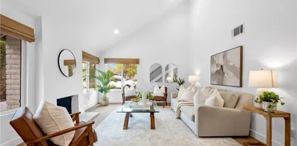 22455 Silver Spur, Lake Forest