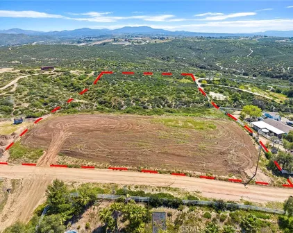 Via Cantata, Temecula