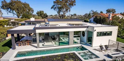 722 Amphitheatre Dr, Del Mar