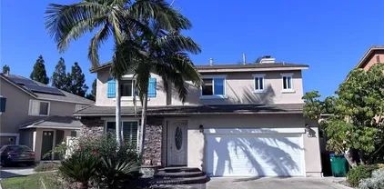 27 Maryland, Irvine
