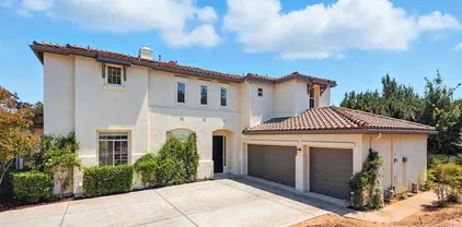 3380 Vista Norte, Escondido