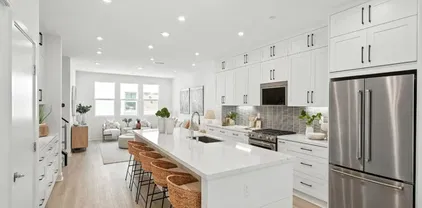 2626 N Everly Dr, Mission Valley