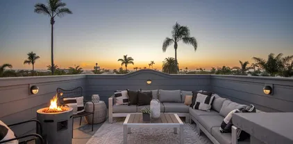539 Orange Ave, Coronado