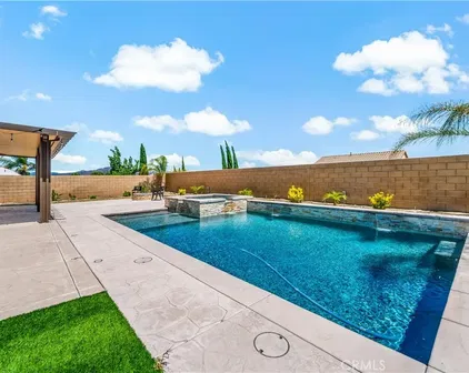 35646 Summerholly Ln, Murrieta