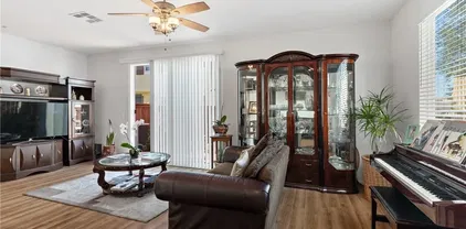 27571 Darrington Ave Unit 2, Murrieta