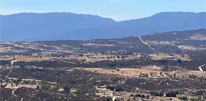 Intrepid Rd, Temecula