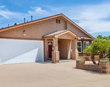 8364 Lake Ashwood Ave, San Carlos