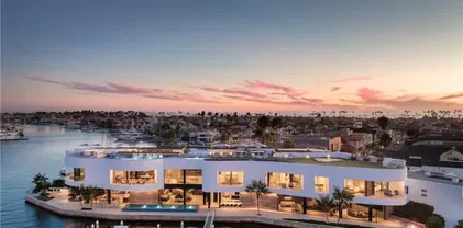 3 The Pt, Coronado