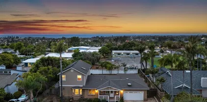 2725 Morning Glory Ln, Carlsbad