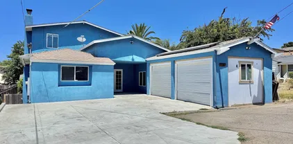 9050 Valencia St, Spring Valley