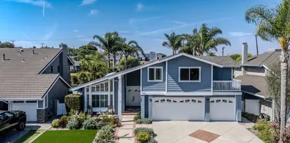 8421 Deepcliff Dr, Huntington Beach