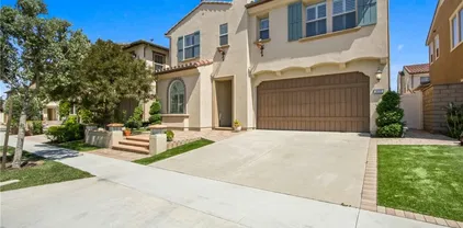 19382 Lamb Ln, Huntington Beach