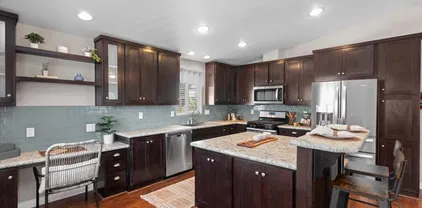 809 Discovery St Unit 5, San Marcos