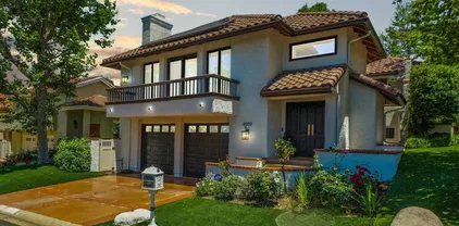 4559 Rayburn St, Westlake Village