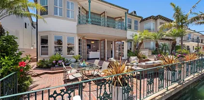 648 Harbor Island Dr, Newport Beach