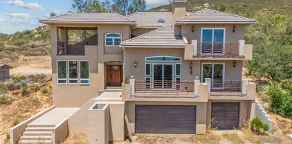 20202 Deerhorn Valley Rd, Jamul